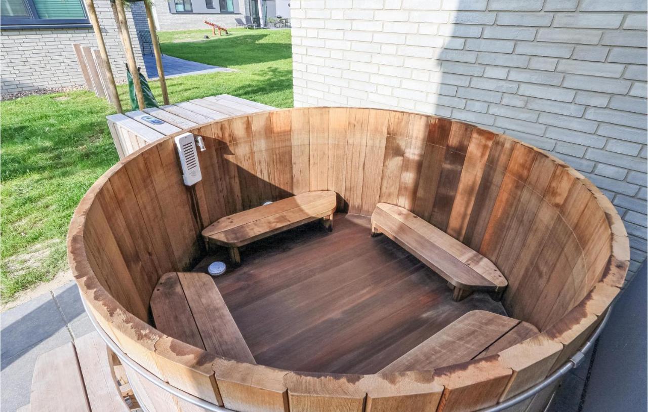 Lovely Home In Lembruch-Duemmer See With Sauna Exterior photo